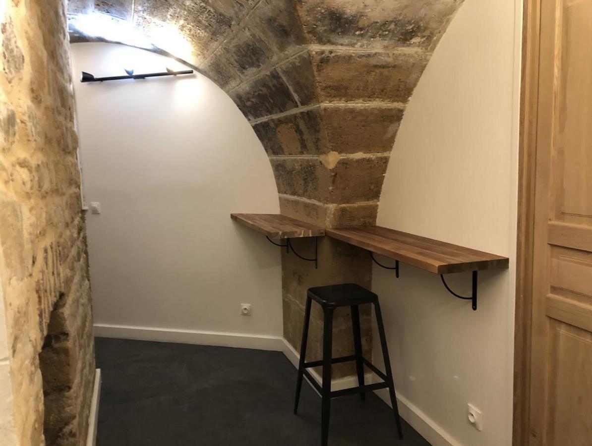 Apartment Lyonnais Center Of Paris Exteriör bild